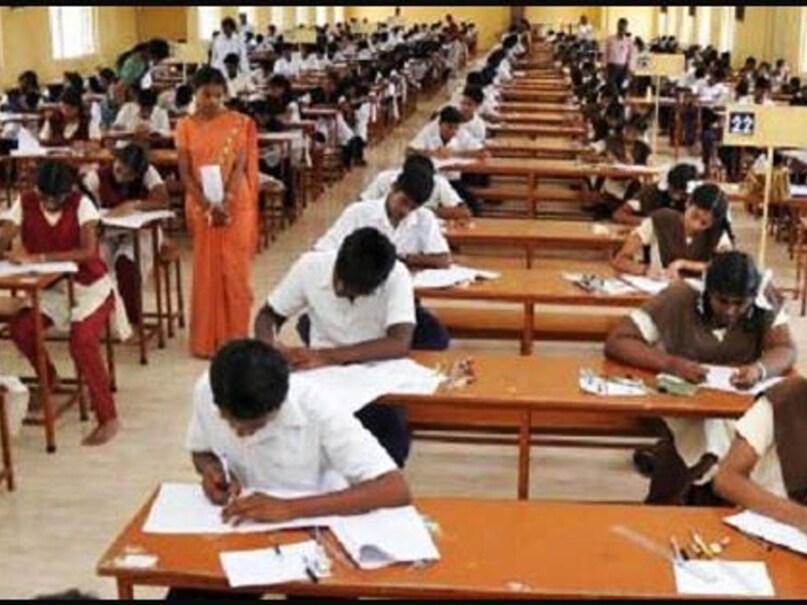 सोनम काफी होनहार स्टूडेंट हैं. वह Engineering Services Examination का प्रीलिम्स भी पहली ही बार में पास कर चुकी हैं. ऋतिक पूर्णिया इंजीनियरिंग कॉलेज में Civil Engineering के फाइनल ईयर के स्टूडेंट हैं. सोनम और ऋतिक ने गेट एग्जाम पहले अटेंप्ट में पास कर कॉलेज के स्टूडेंट्स के लिए एक मिसाल पेश की है. सोनम काफी होनहार स्टूडेंट हैं. वह Engineering Services Examination का प्रीलिम्स भी पहली ही बार में पास कर चुकी हैं. ऋतिक पूर्णिया इंजीनियरिंग कॉलेज में Civil Engineering के फाइनल ईयर के स्टूडेंट हैं. सोनम और ऋतिक ने गेट एग्जाम पहले अटेंप्ट में पास कर कॉलेज के स्टूडेंट्स के लिए एक मिसाल पेश की है.