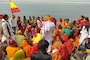 शतचंडी महायज्ञ को लेकर निकाली गई भव्य कलश शोभायात्रा