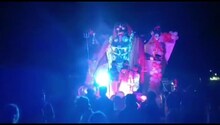 Sagar News: 12 फीट ऊंची महाकाली की सजाई झांकी, फिर नाचते-गाते किया विसर्जन, देखें Video