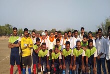 Buxar News: दलसागर और यूपी की भरौली टीम के बीच खेला गया फाइनल, जानिए किस टीम ने जीती ट्रॉफी