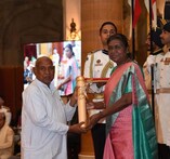 14 साल RSS में काम किया, 17000 लोगों की लौटाई आंखों की रोशनी, जानिए पद्मश्री पाने वाले मूलचंद लोढ़ा की कहानी
