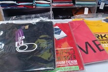 Summer Clothes : गर्मियों में बदला कपड़ों का ट्रेड, इन कपड़ों की बढ़ी खूब डिमांड, जानिए कीमत