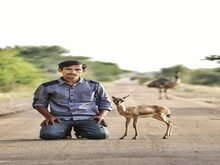 एक चिड़िया भी बचाना हो तो 100 किमी चले जाते हैं राधेश्याम,बहुत काम का है यह नाम