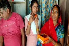 पिता ऑटो ड्राइवर, बेटी ने टॉपर्स लिस्ट में पाया 6ठा रैंक, जानें स्ट्रगल स्टोरी
