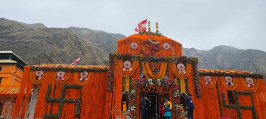 Badrinath dham ghrit kambal found as it is and it is a good sign for  country – News18 हिंदी