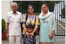 Viral Photo: IAS बनने के लिए बच्चे से हुईं दूर, फोटो शेयर कर याद किए गुजरे दिन, लोगों ने दी बधाई