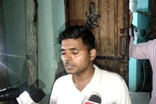 पानीपत में जन्म-पिता बेचते हैं गोलगप्पे, कौन है अतीक को उड़ाने वाला शूटर अरुण