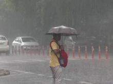 बारिश से थम गई दिल्‍ली, ट्रैफिक जाम में फंसे रहे लोग, कई इलाकों में रहा जलभराव