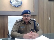 एसपी को सस्पेंड करने का ऑर्डर आया तो 5 साल से फरार अफसर को 8 घंटे में पकड़ा