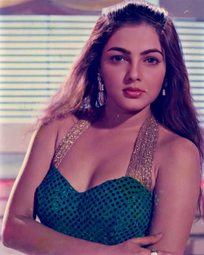 bollywood Actresses with underworld connections, Actresses love story with underworld dons, bollywood Actresses affairs with gangsters, Monica Bedi love story, Monica Bedi Abu Salem, Mamta Kulkarni life, Mamta Kulkarni Chhota Rajan, Mamta Kulkarni Vicky Goswami, Mandakini love Story, Mandakini Dawood Ibrahim, Heena Kausar movie, Heena Kausar Iqbal Mirchi, Sona Mastan Mirza, Haji Mastan Sona, Haji Mastan madhubala, Anita Ayub Dawood Ibrahim, bollywood Actress and underworld connection, bollywood connection with underworld