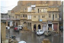 Rajasthan Weather Update: जैसलमेर में बदला मौसम का मिजाज, बारिश से लुढ़का पारा, अगले 2 दिन ऐसे रहेंगे हालात