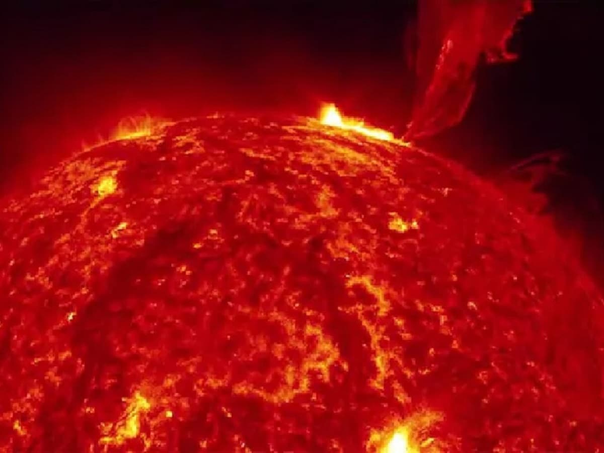 Space, Sun, Solar System, Research, Solar flare, Solar cycle, solar Atmosphere, What does science say, क्या कहता है विज्ञान,