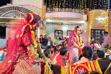 घोड़ी पर निकाली थी बहनों की बिंदौली, पंचायत बुलाकर परिवार को किया बहिष्‍कृत, 50 हजार का जुर्माना भी लगाया