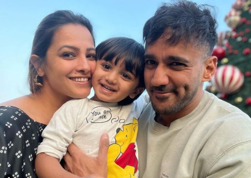 anita hasnandani with family