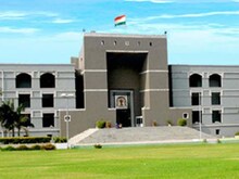 गुजरात: मांस की बंद दुकानें खोलने की अनुमति नहीं, हाईकोर्ट ने याचिका खारिज की