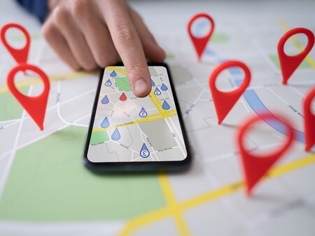 कोई ट्रैक नहीं कर पाएगा मोबाइल, सेफ रहेगी पर्सनल इन्‍फॉर्मेशन, बस फोन में  करनी होगी छोटी-सी सेटिंग - How to stop Mobile Tracking by app to secure  personal data and improove phone