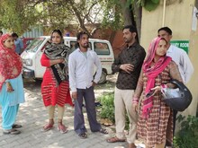 गली में शराब पी रहे थे 6 दोस्त,MLA की फैक्ट्री का छज्जा गिरा, 1 की मौत, 5 घायल