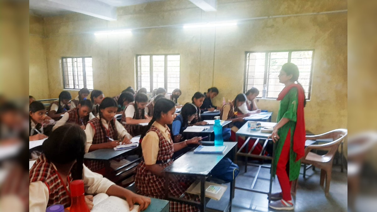 मध्य प्रदेश में आठवीं के संस्कृत विषय की परीक्षा रद्द, सोशल मीडिया पर वायरल हुआ पेपर