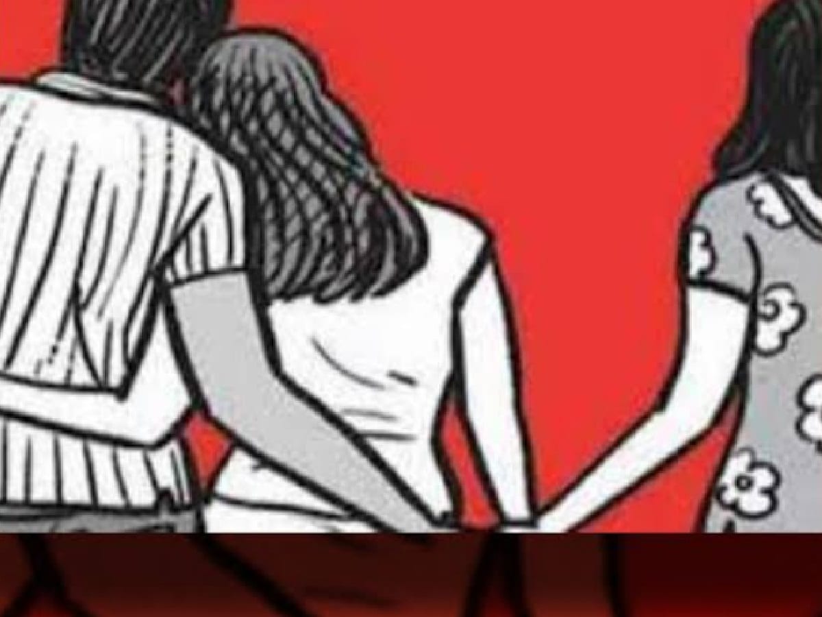 divorce cases in delhi, Corona period, spurt in divorce cases, domestic violence, estrangement, minor arguments, husband and wife, divorce news, 1500 divorce cases in delhi, mediation centers in Delhi, lockdown, तलाक, दिल्ली में तलाक के कितने मामले, लॉकडाउन में तलाक के मामले, सेक्स न्यूज, सेक्स को लेकर पति-पत्नी ले रहे हैं तलाक, नौकरी, मोबाइल और टीवी बन रहा है तलाक की वजह, टेलीविजन 