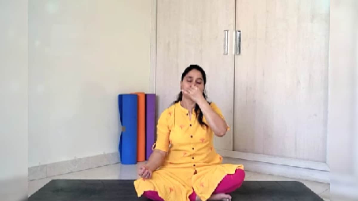 Yoga Session: कपालभाति, भस्त्रिका प्राणायाम और अनुलोम विलोम से घटाएं वजन, ये है अभ्‍यास का सही तरीका