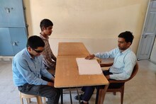 Bikaner News : रोजाना गांव से शहर पढ़ाने आता है यह नेत्रहीन शिक्षक, नेत्रहीन बच्चों का संवार रहा भविष्य