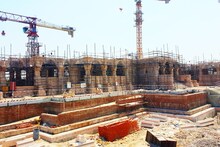 Ram Mandir: अयोध्या में जल्द दर्शन देंगे भगवान राम, देखें भव्य मंदिर निर्माण की ताजा तस्वीरें