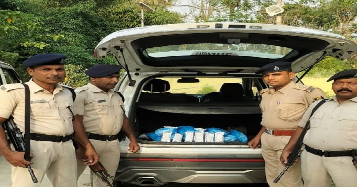 शक थी शराब की निकली ज्वेलरी, कार में 4 क्विंटल गहने देख दंग रह गई पुलिस, जानें मामला
