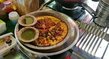 Moong Pizza is available here in Indore, rates are low… good for health too, know the recipe