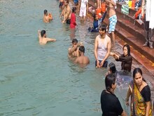हरिद्वार में गंगा स्नान का है विशेष महत्व, जानें क्या है धार्मिक मान्यता
