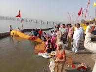 Ganga Dussehra 2023: गंगा आरती के साथ 10 दिवसीय गंगा दशहरा पर्व का शुभारंभ, जानें पूजा का शुभ महूर्त