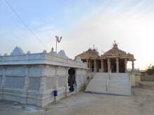 जैसलमेर का यह जैन मंदिर है स्थापत्य कला बेजोड़ नमूना