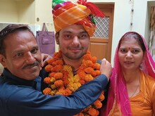 महज 22 साल की उम्र में UPSC किया क्रैक