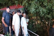 जेल से रिहाई के बाद पहली बार नीतीश कुमार से मिलने पहुंचे आनंद मोहन