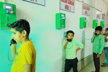 Barmer :  700 विद्यार्थियों के लिए हॉस्टल में लगे खुशियों के बूथ, जिले में पहली बार लगे स्मार्ट कार्ड वाले टेलीफोन