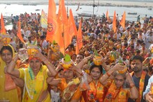 Nirjala Ekadashi 2023: प्रचंड गर्मी से मिले निजात, भक्तों ने 1008 कलश में जल लेकर किया बाबा विश्वनाथ का अभिषेक