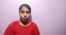 देवघर की रिशु का कमाल, कॉमर्स में किया जिला टॉप, CA बनना लक्ष्य