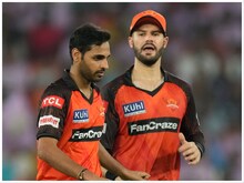 IPL: भुवनेश्‍वर ने हासिल की वो उपलब्धि, जो कुंबले-हरभजन-जहीर भी नहीं कर पाए