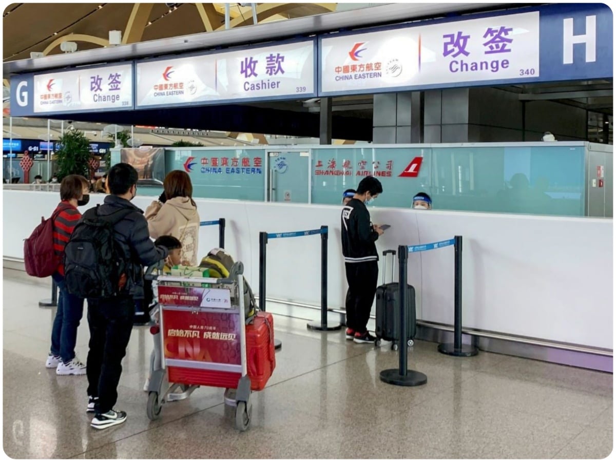 Chinese Citizen, China, China ban people from leaving Country, Chinese Ban, Ban in China, Prople can not leave china, Exit restrictions in China, Xi Jinping, Chinese Government, PLA China, Communist Government in China, dictatorship of china, US China Rift, India China Rift, India China Clash, European Union