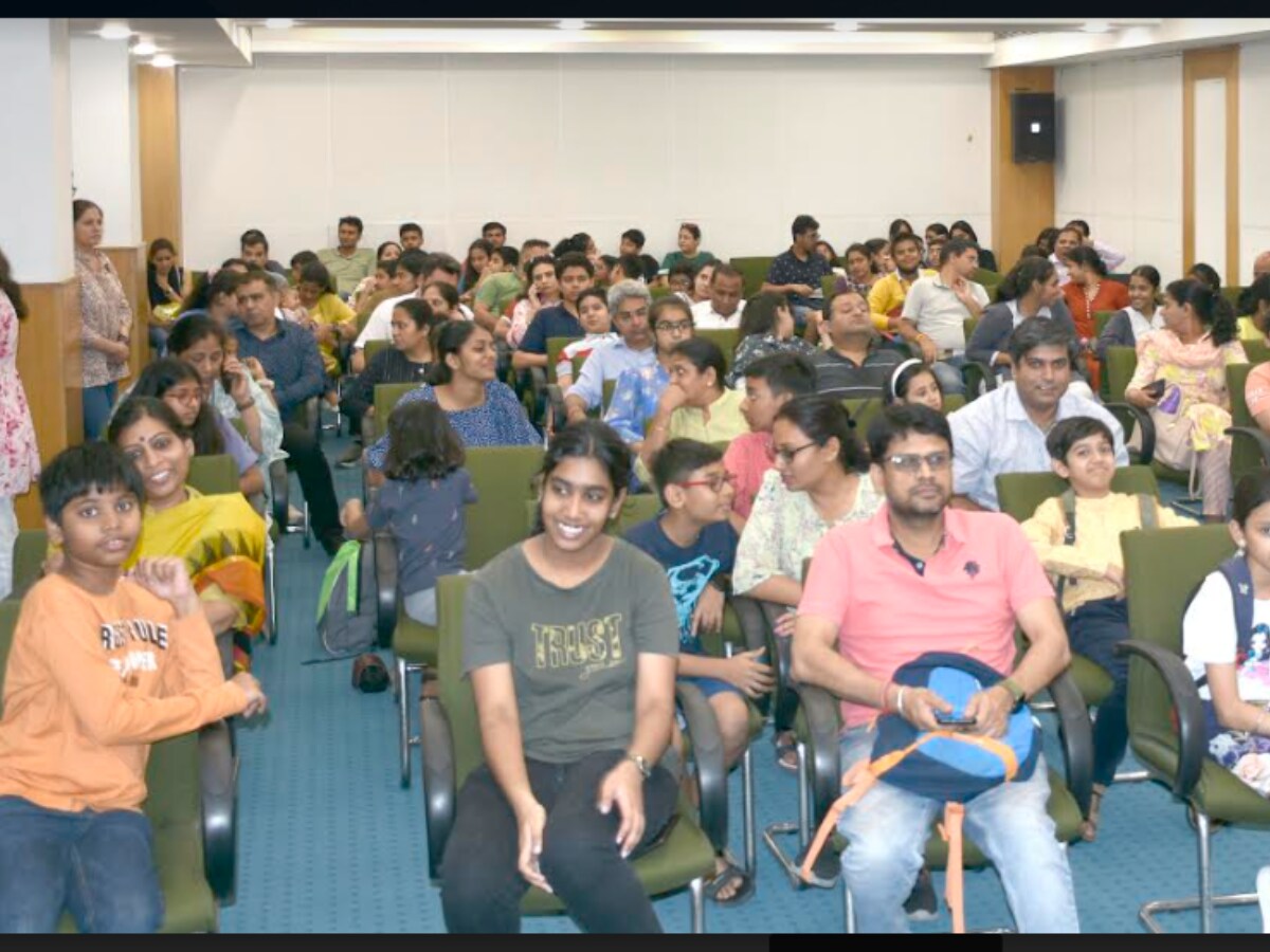 छुट्टियों के रंग बाल साहित्य के संग, साहित्य अकादमी ने शुरू किए बच्चों के लिए कई प्रोग्राम 3 Bal Lekhak, Bal Kavita, Bal Kahani, Children literature, Bal Sahitya, Bal Sahitya Prakashan, बाल साहित्य, बाल लेखक, साहित्य अकादमी की बाल लेखन कार्यशाला, बाल कहानी, बाल कविता, हिंदी साहित्य, लिटरेचर न्यूज, Sahitya Akademi Award, Sahitya Akademi Children literature, Sahitya Akademi Bal Sahitya Prakashan, Creative Writing Workshop in Sahitya Akademi, Hindi Sahitya News, Literature News, Chhutiyon Ke rang, Summer Holidays 2023, Summer Holidays Home Work,