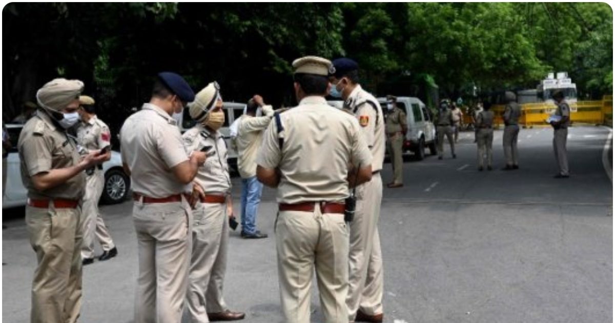 दिल्ली के जामिया में दर्दनाक घटना, बक्से में बंद मिले मासूम भाई-बहन के शव