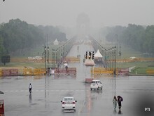 दिल्ली में झमाझम बारिश से मौसम हुआ सुहाना, IMD ने कहा- 4 जून तक नहीं चलेगी लू
