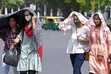 PHOTOS: दिल्ली का मौसम हुआ सुहाना, ठंडी हवा चलने से गर्मी से मिली राहत, छाए हैं बादल, देखें नजारा
