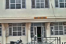 What’s App पर महिला मल्टी टास्क वर्कर को लगातार अश्लील मैसेज भेज रहा था कला अध्यापक, धर्मपुर थाने में FIR