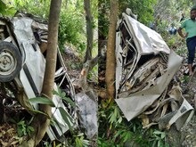 हिमाचल में फिर बड़ा हादसा, खाई में गिरी मारुति कार, दंपती सहित 4 की मौत
