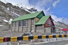 हिमाचल में मौसमः शिमला-मंडी में ओलावृष्टि, कांगड़ा में मकान की छत उड़ी, पहाड़ों में मॉनसून जैसी बारिश