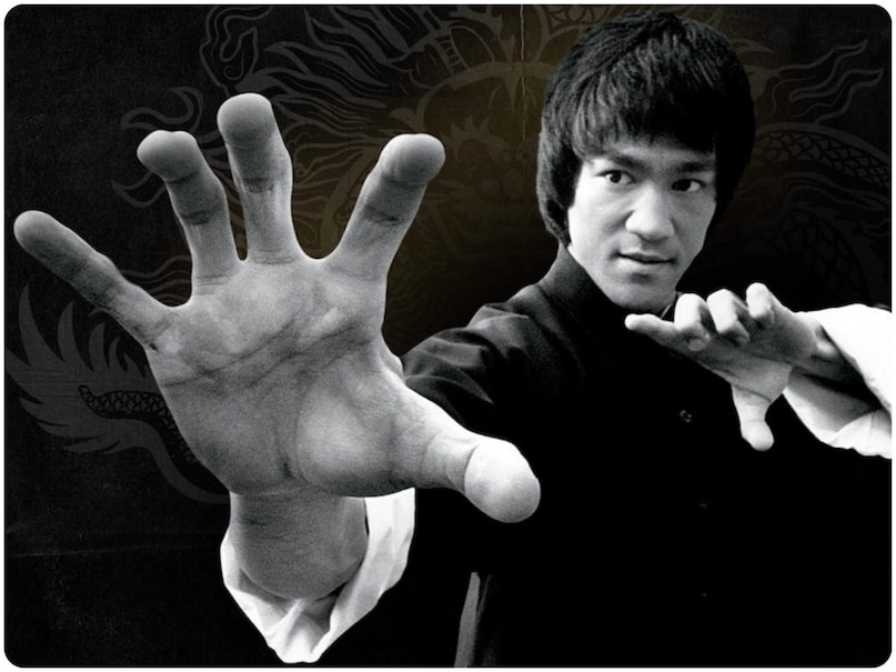 Bruce Lee, Master of Martial Arts Bruce Lee, daily Training Routine of Bruce Lee, Viral Message, Viral Tweet, martial arts, hollywood star, fitness freak, water over drinking, Hollywood news, Martial Arts Training Plan, Social Media