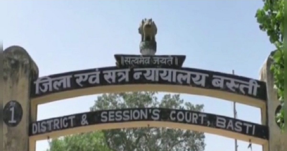 Basti News : पति की हत्या के बाद महिला से जबरन संबंध बनाने लगा सचिव, कोर्ट के आदेश पर मुकदमा दर्ज