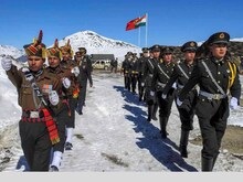 दौलत बेग ओल्डी में मिले भारत और चीन के सैन्य अधिकारी, जानें क्या हुई बात