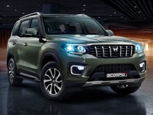 अप्रैल 2023 में धड़ाधड़ बिकीं Mahindra की गाड़ियां, ग्रोथ में टाटा मोटर्स भी हारी
