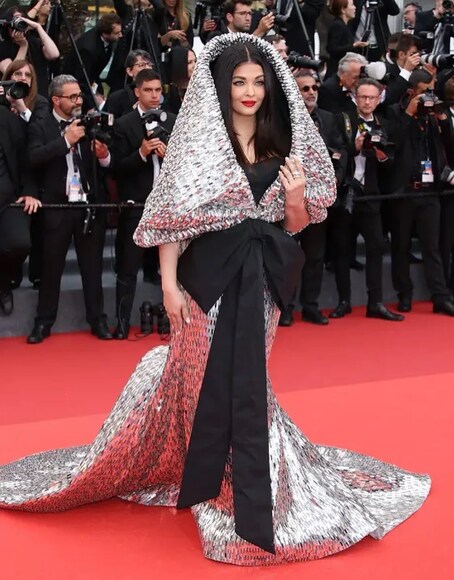 Aishwarya Rai Bachchan, Aishwarya Rai Bachchan at cannes 2023, Aishwarya Rai Bachchan cannes 2023 look, Aishwarya Rai cannes look, Aishwarya Rai Bachchan latest photos, Aishwarya Rai Bachchan in silver hood, Aishwarya Rai Bachchan first appearance at cannes, cannes 2023, cannes 2023 photos, Aishwarya Rai latest news